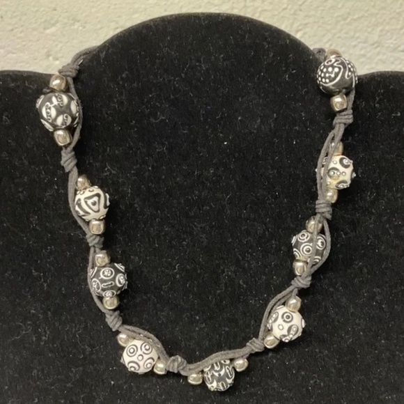 Beaded Choker Necklace Handmade Beads - Picture 10 of 10